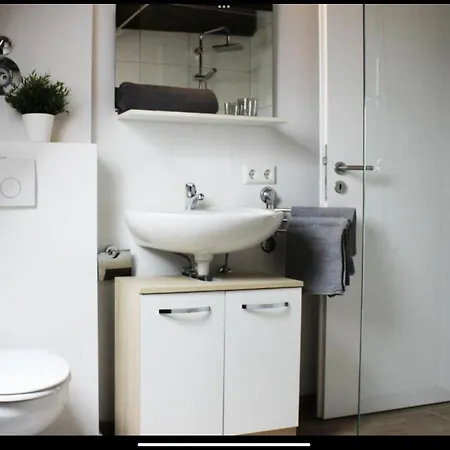 Fuer Monteure In Frickenhausen Smart Tv, Wifi, Parking * Frickenhausen (Baden-Wurttemberg)